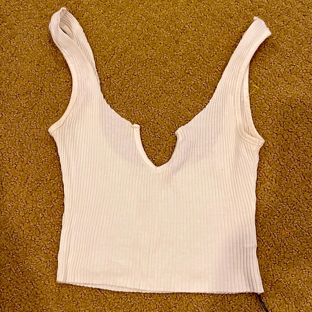 cropped tank top with front slit in the middle
